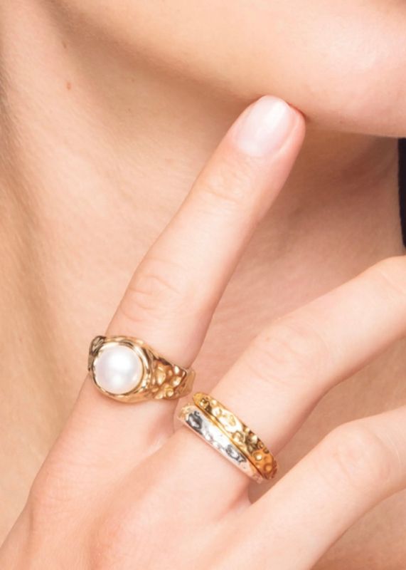 CAMILLA PIHL - The Chunky Pearl Ring Gull