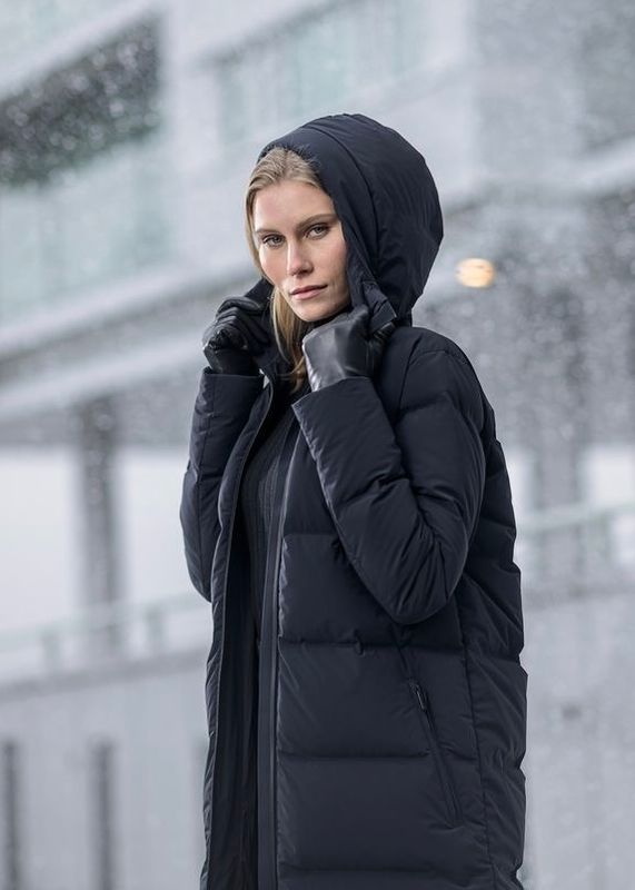 UBR - W Infinity Dunkåpe Black