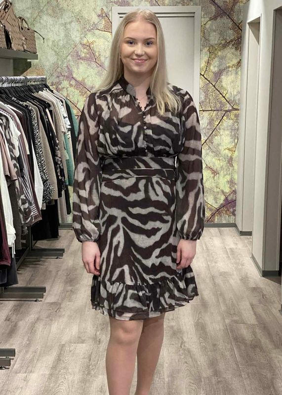 RICCOVERO - Mari Kjole Brown Cream Zebra