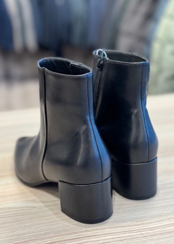 HÖGL - Beatrice Booties Black 2-104703